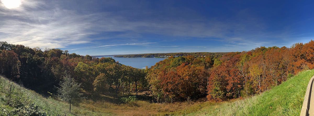 LakeExpo Office View In The Fall